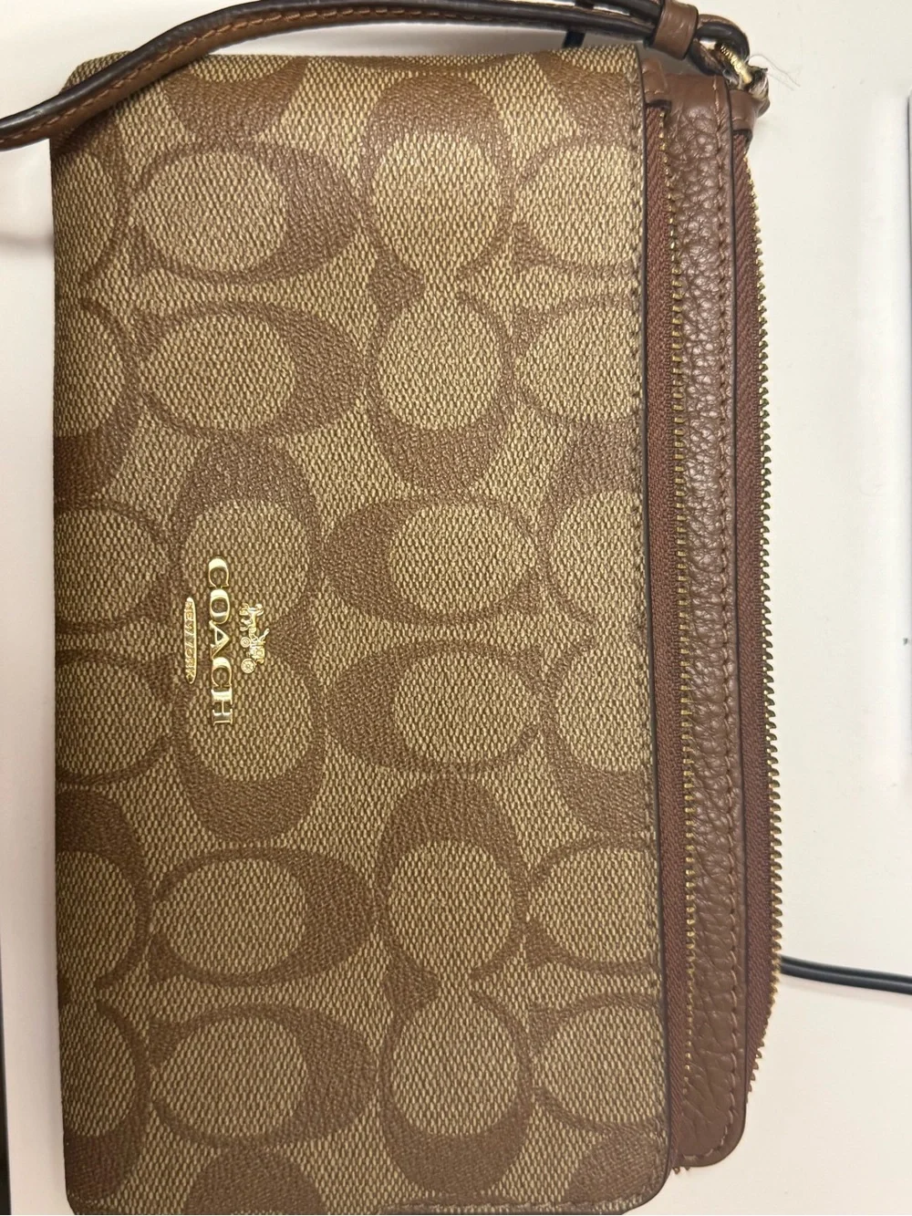 COACH Brown Signature Canvas Wristlet 🤎